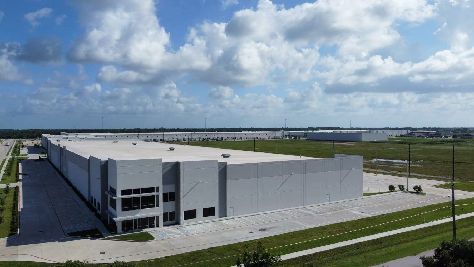 Warehouse facility shown in Vanguard Transport’s company profile
